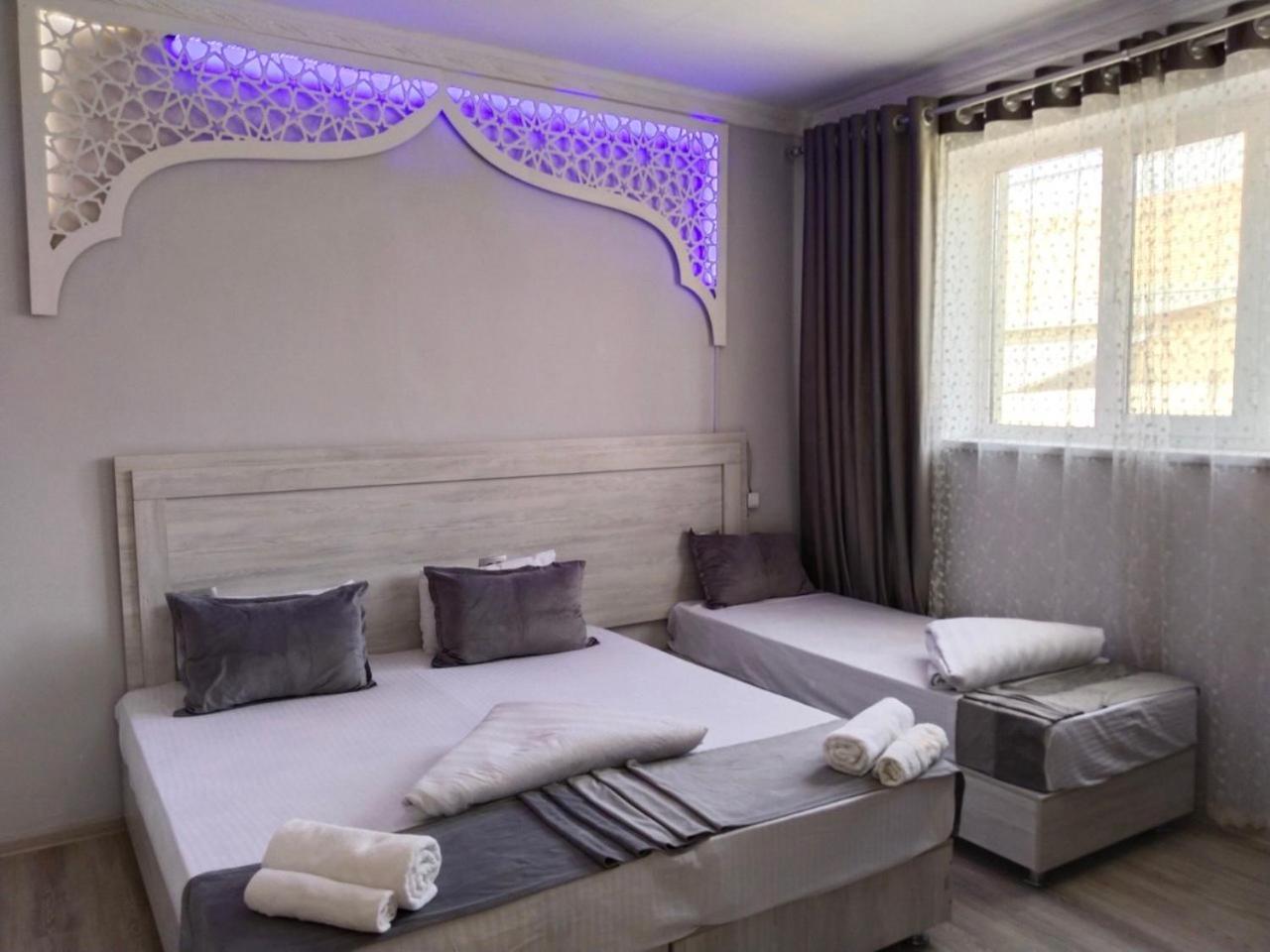 Hotel Rizqiro'Z Boutique Бухара Екстериор снимка